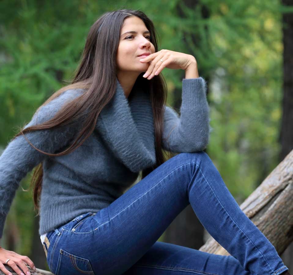HairBuilders-womens-hair-extensions-for-thinning-hair-Burlington-Williston-Stowe-VT HairBuilders womens hair extensions for thinning hair Burlington Williston Stowe VT